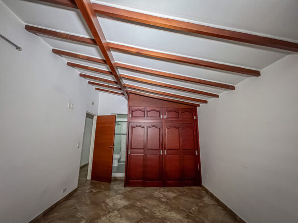 Venta de Casa en el Barrio Pérez - Image 6