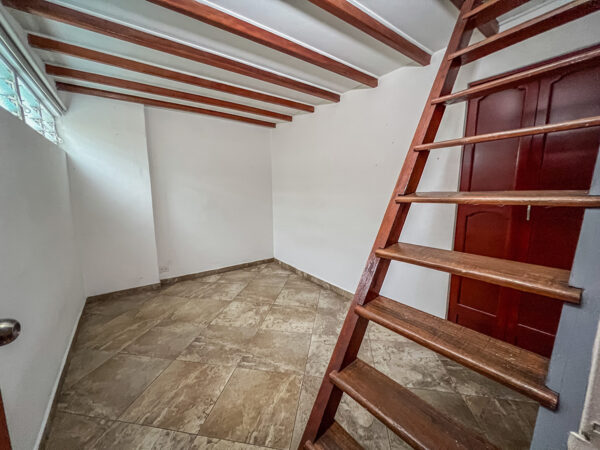 Venta de Casa en el Barrio Pérez - Image 10