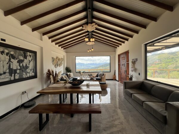 Venta de Casa Campestre en Gómez Plata Antioquia - Image 3