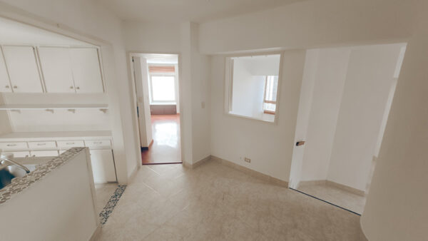 Venta de Apartamento en la AV. Oriental Centro Medellín - Image 4