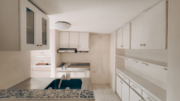 Venta de Apartamento en la AV. Oriental Centro Medellín - Image 8
