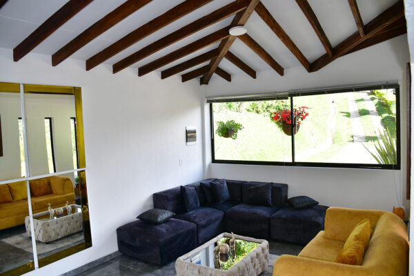 Venta de Casa Campestre en El Peñol Antioquia - Image 16